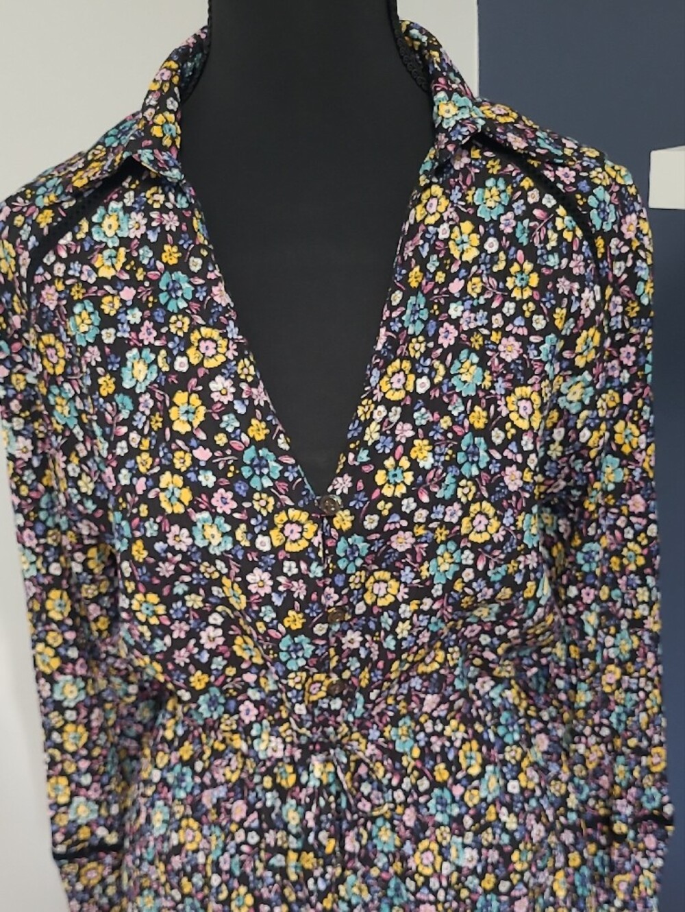 Zara Dark Floral Long Sleeve V-Neck Button Front Ruffle Dress -  Medium